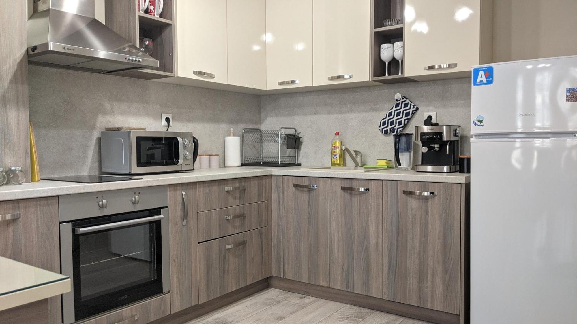 Lux 2 Central Apartment With Garage Plovdiv Bagian luar foto