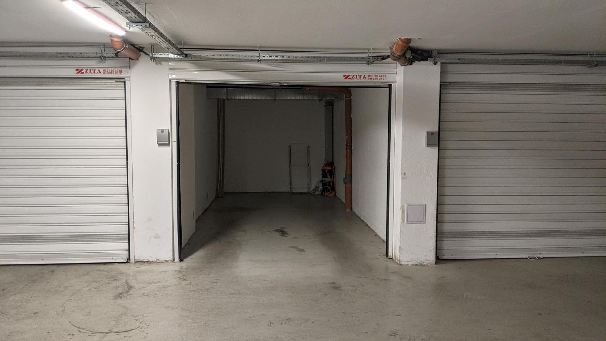 Lux 2 Central Apartment With Garage Plovdiv Bagian luar foto